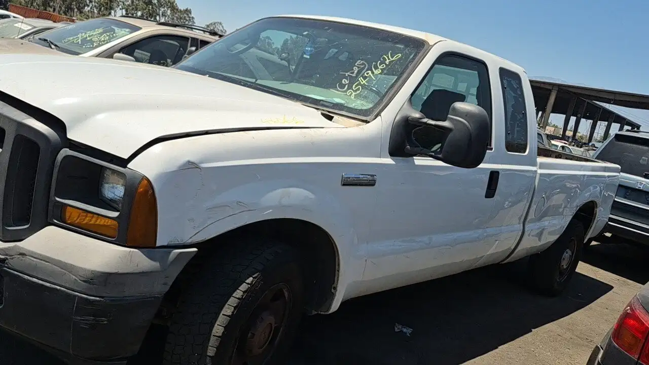 Photo of 2005 Ford F-250 Super Duty