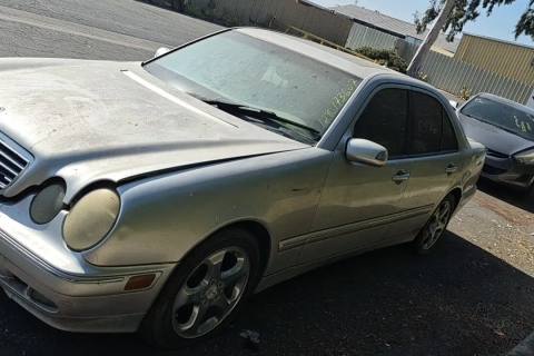 Photo of 2002 Mercedes-Benz E320