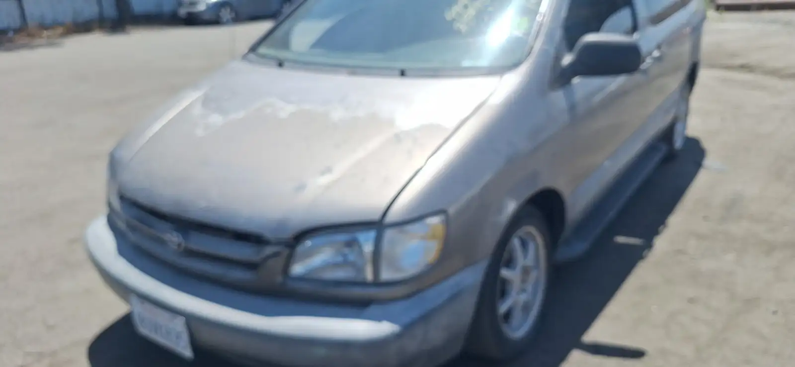Photo of 1999 Toyota Sienna