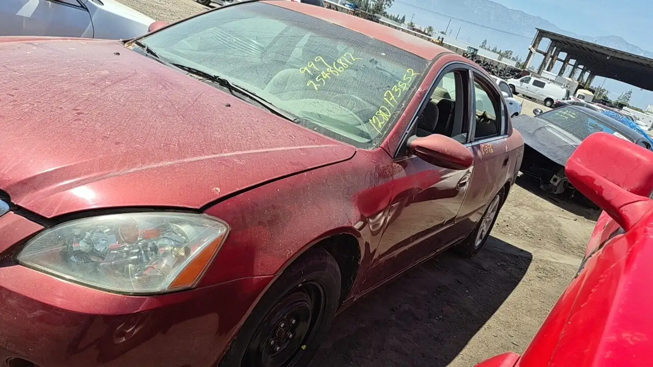 Photo of 2003 Nissan Altima