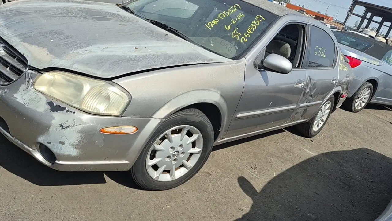 Photo of 2000 Nissan Maxima