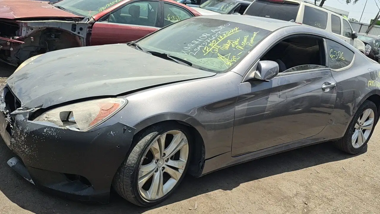 Photo of 2011 Hyundai Genesis Coupe