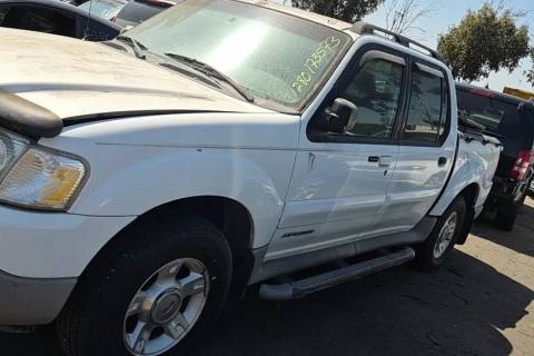 Photo of 2001 Ford Explorer Sport Trac