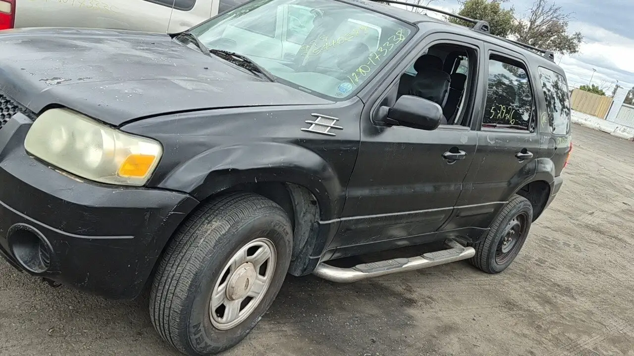 Photo of 2006 Ford Escape