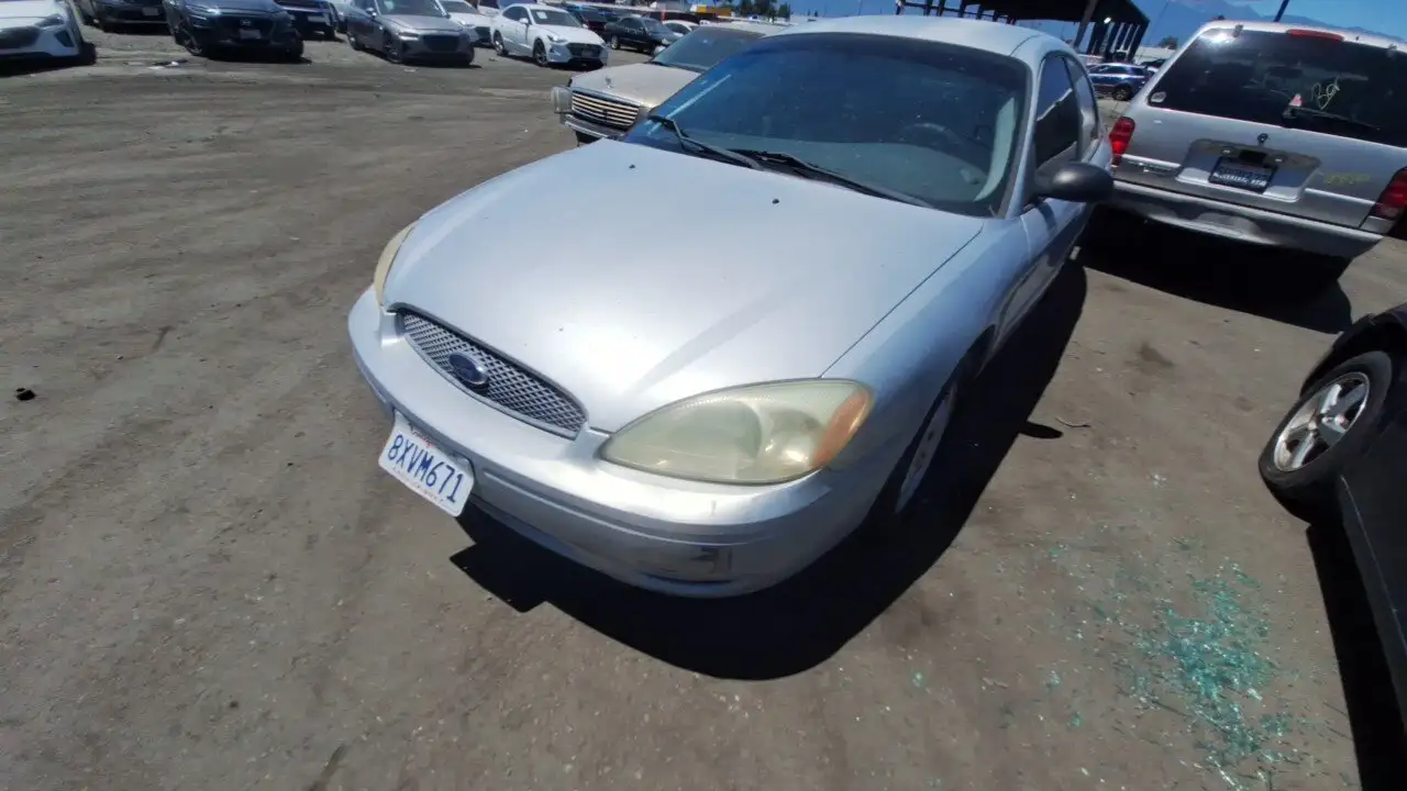 Photo of 2007 Ford Taurus