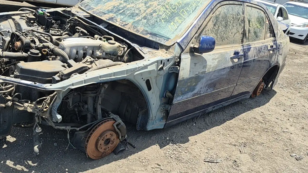 Photo of 2001 Lexus Is300