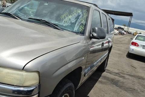 Photo of 2001 Chevrolet Suburban 1500