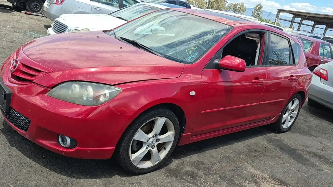 Photo of 2005 Mazda 3