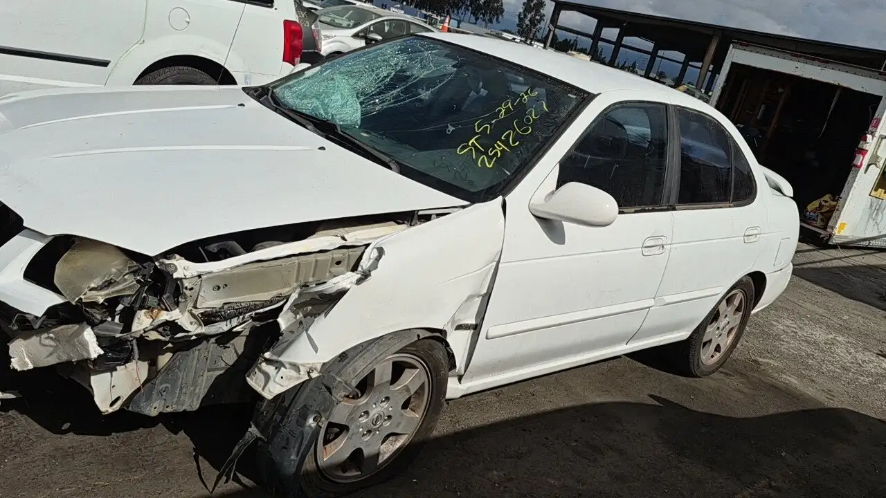 Photo of 2005 Nissan Sentra