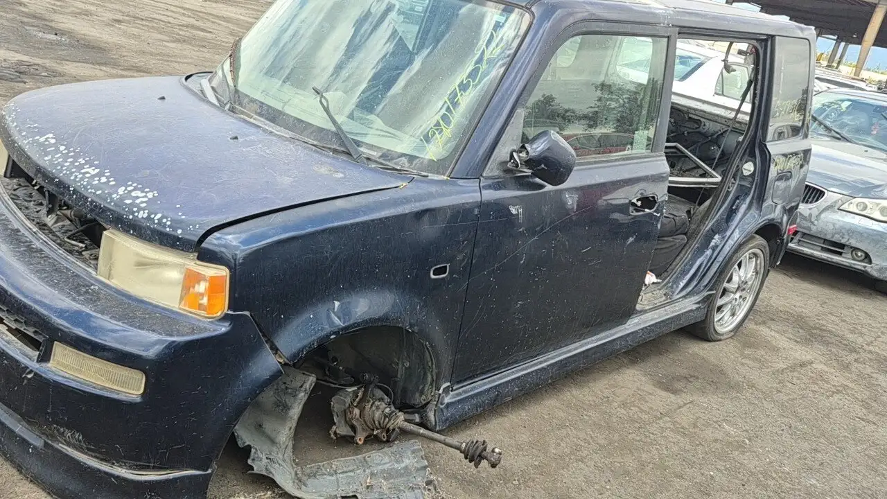 Photo of 2005 Scion Xb