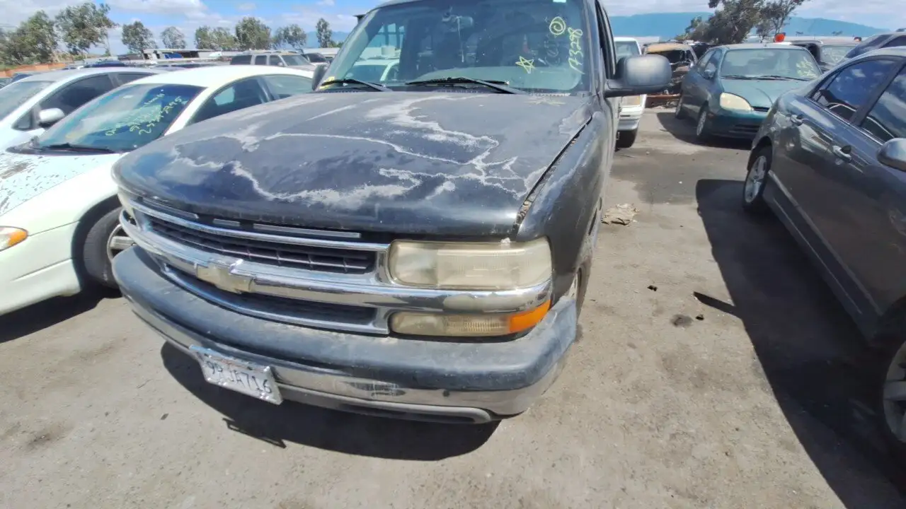 Photo of 2004 Chevrolet Tahoe