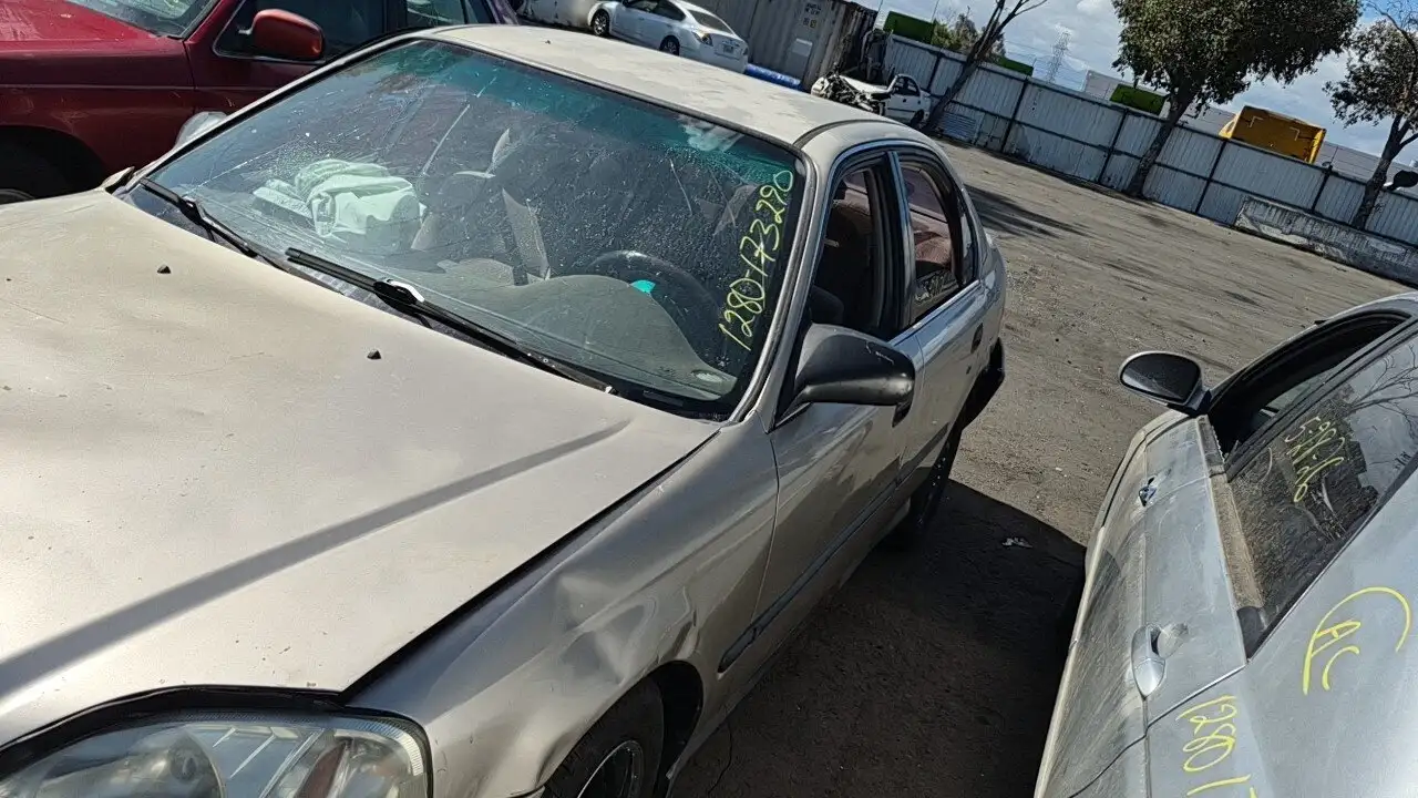 Photo of 2000 Honda Civic