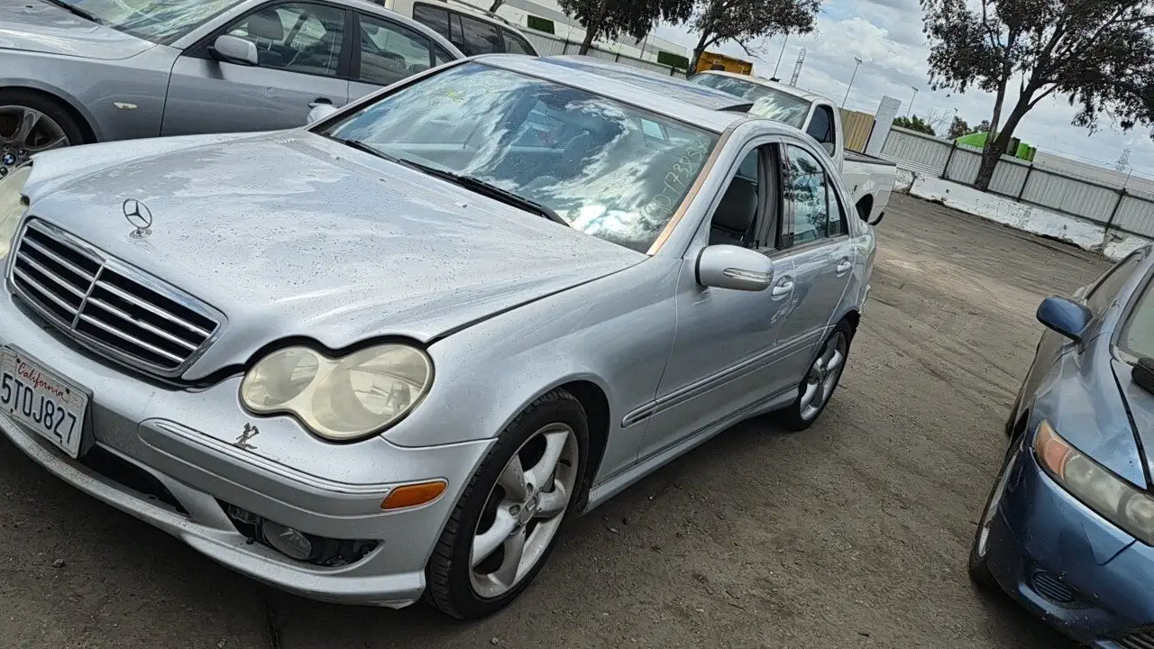 Photo of 2006 Mercedes-Benz C230