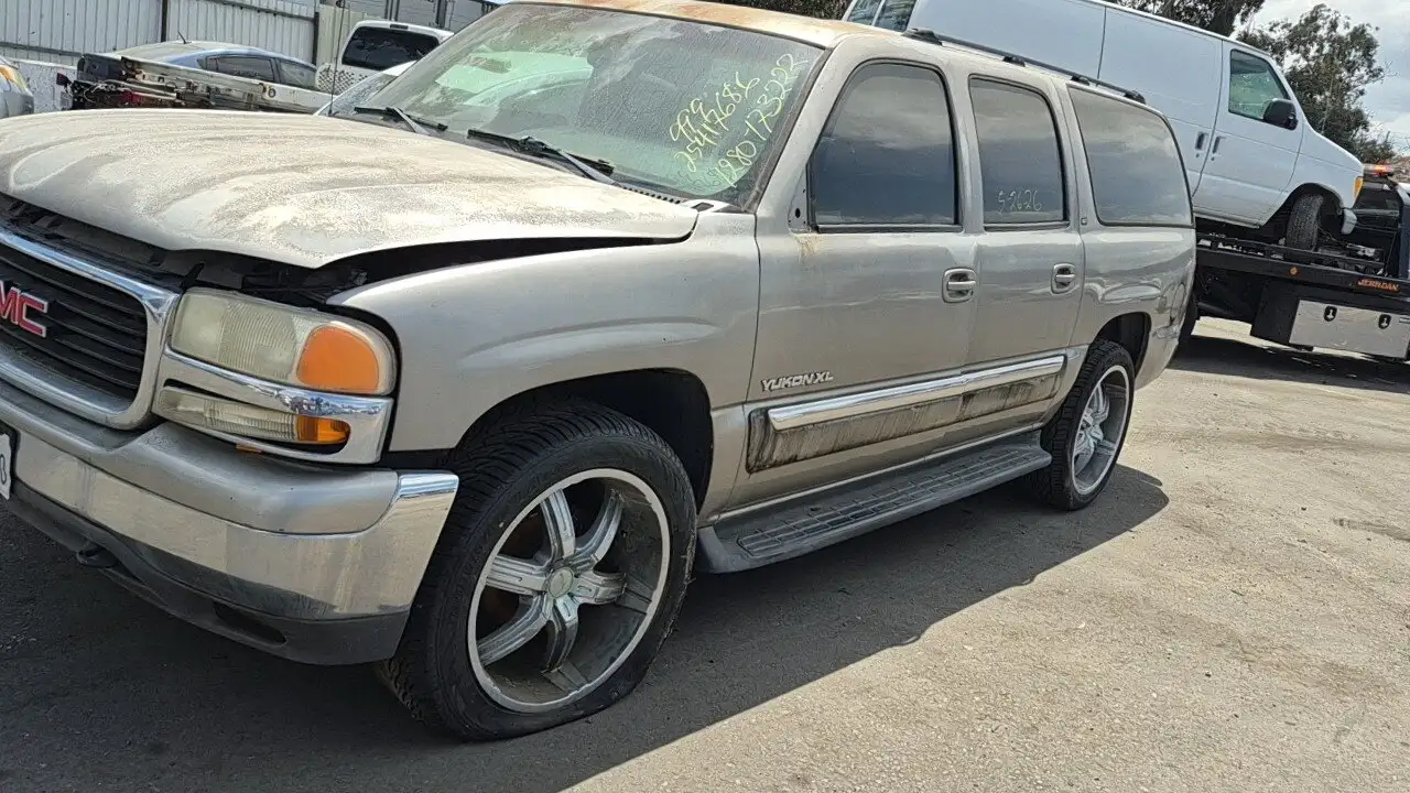 Photo of 2003 Gmc Yukon Xl 1500