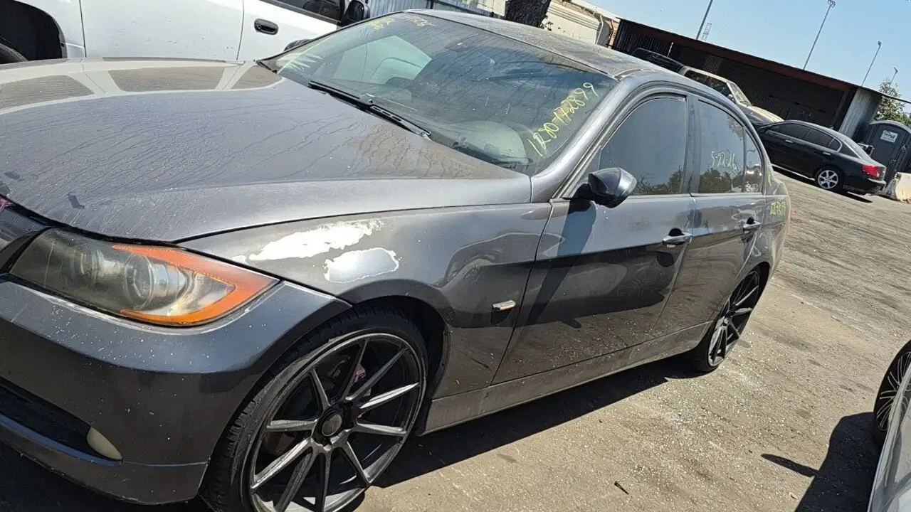 Photo of 2006 Bmw 325I