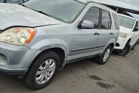 Photo of 2005 Honda Cr-V