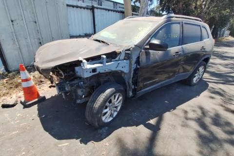 Photo of 2015 Jeep Cherokee