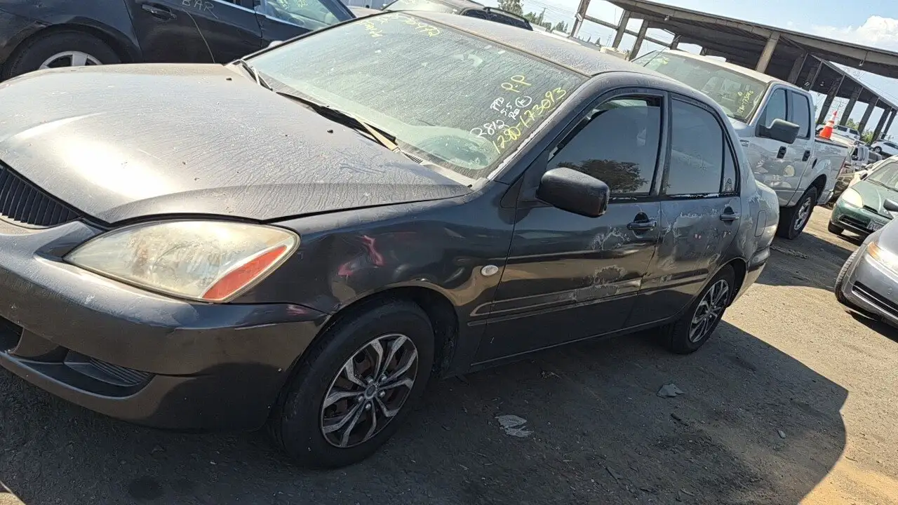 Photo of 2004 Mitsubishi Lancer