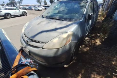 Photo of 2006 Toyota Sienna