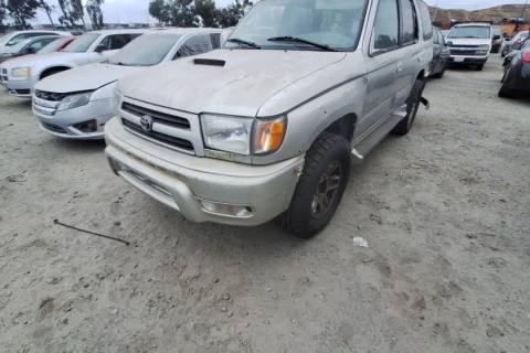 Photo of 2000 Toyota 4Runner