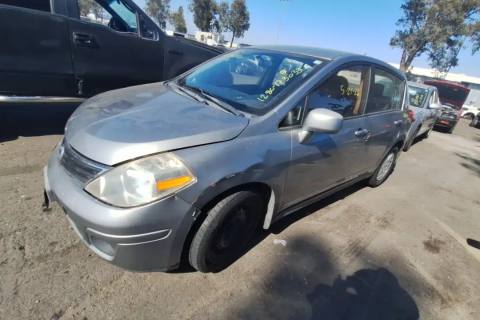 Photo of 2011 Nissan Versa