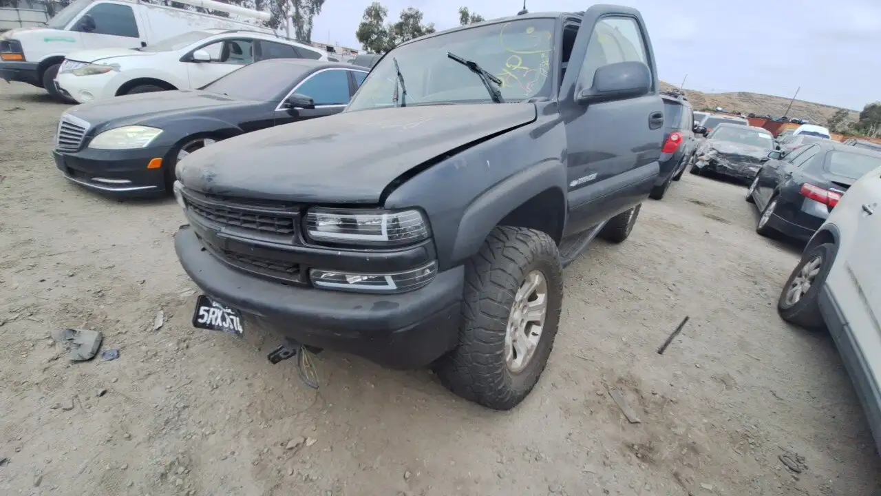 Photo of 2003 Chevrolet Tahoe