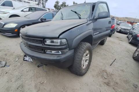 Photo of 2003 Chevrolet Tahoe