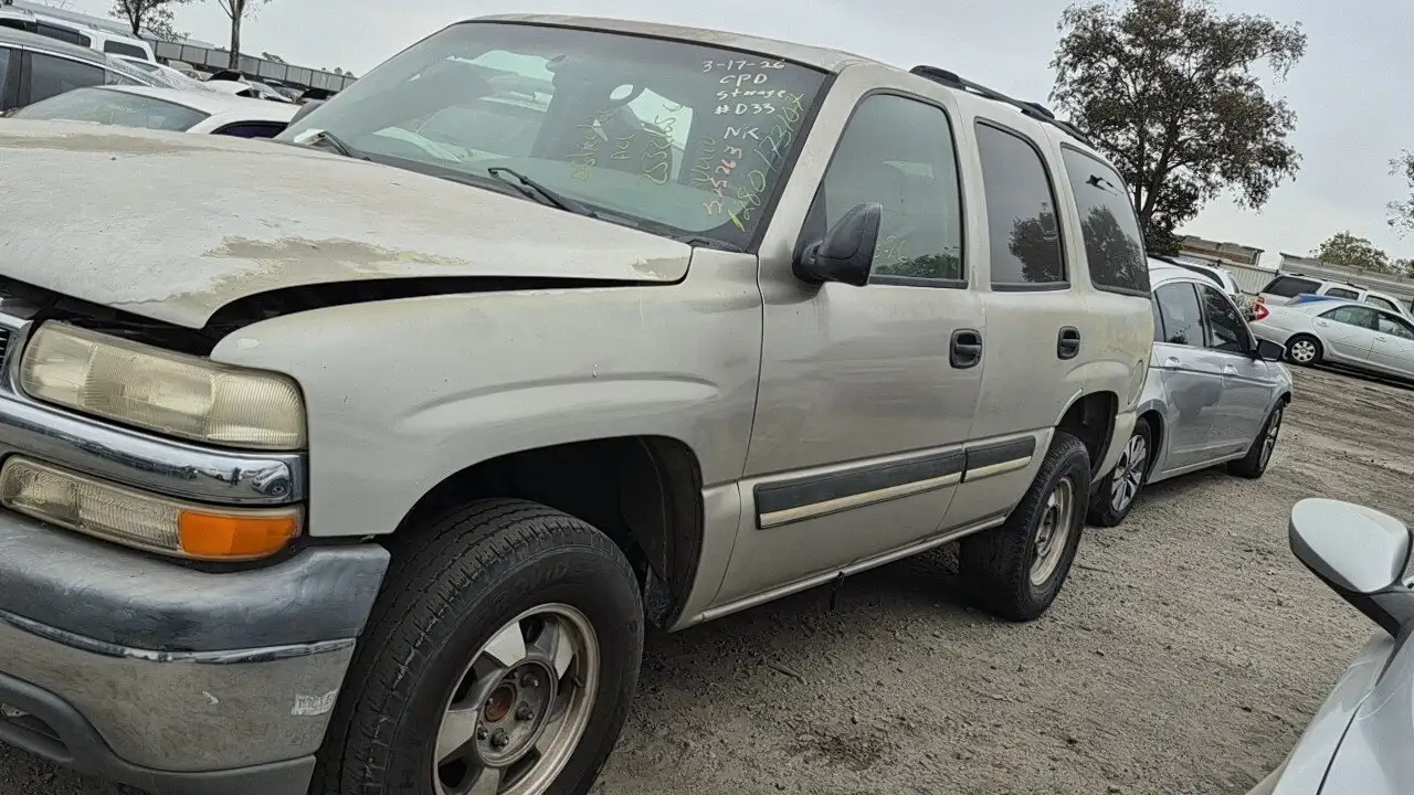 Photo of 2004 Chevrolet Tahoe