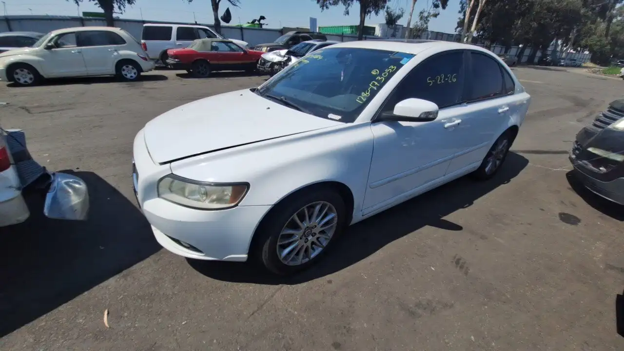 Photo of 2010 Volvo S40