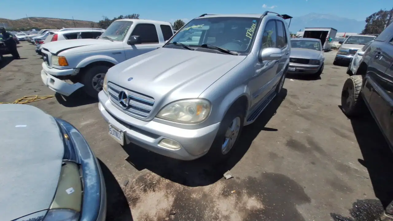 Photo of 2005 Mercedes-Benz Ml350