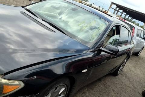 Photo of 2004 Bmw 745Li