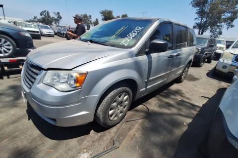 Photo of 2008 Chrysler Town & Country