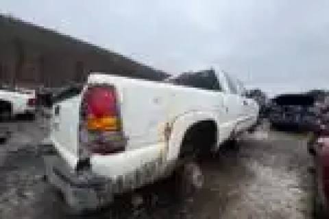 Photo of 2005 Gmc Sierra