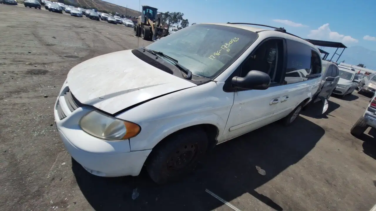 Photo of 2005 Dodge Grand Caravan