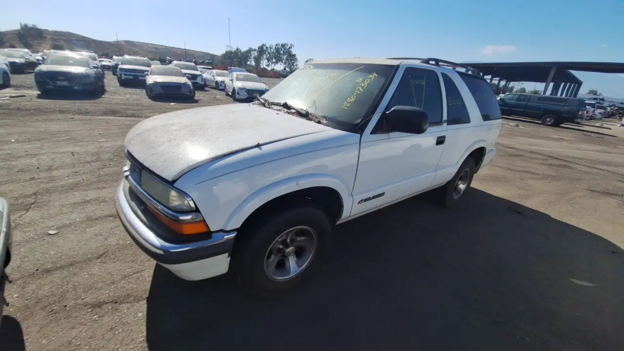 Photo of 2001 Chevrolet Blazer