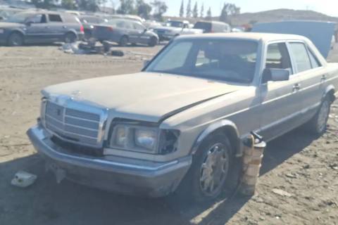 Photo of 1985 Mercedes-Benz 300-Class