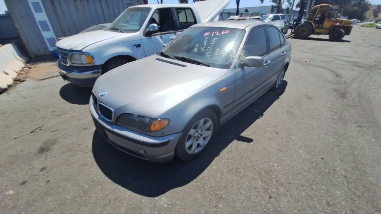 Photo of 2005 Bmw 325I