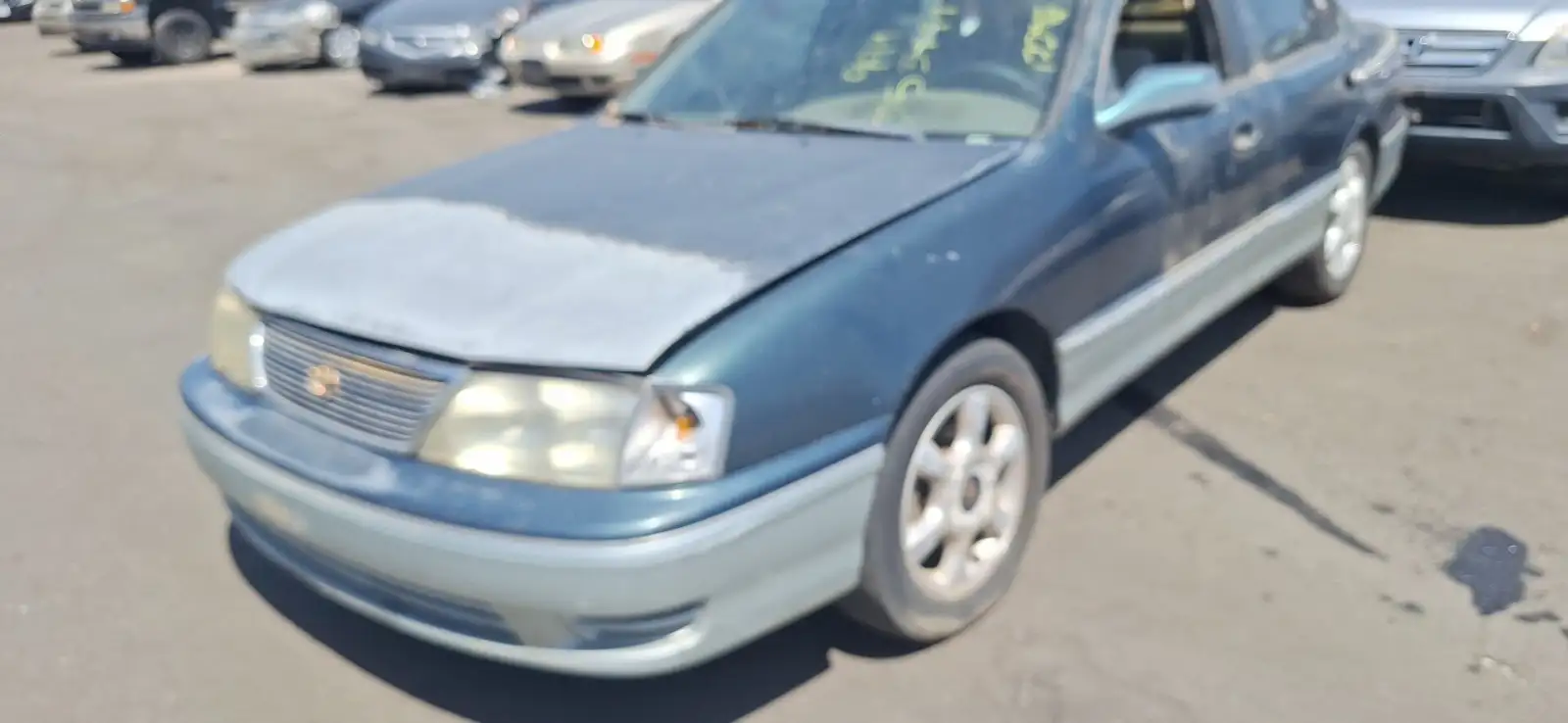 Photo of 1999 Toyota Avalon