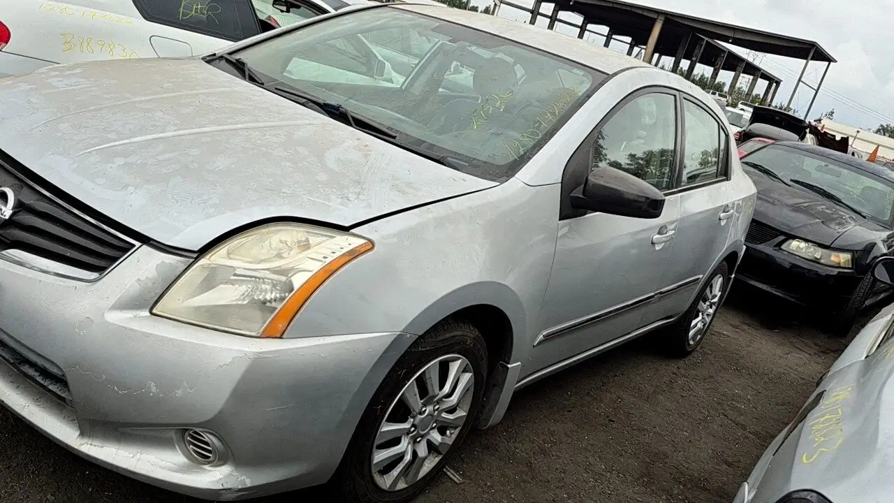 Photo of 2010 Nissan Sentra