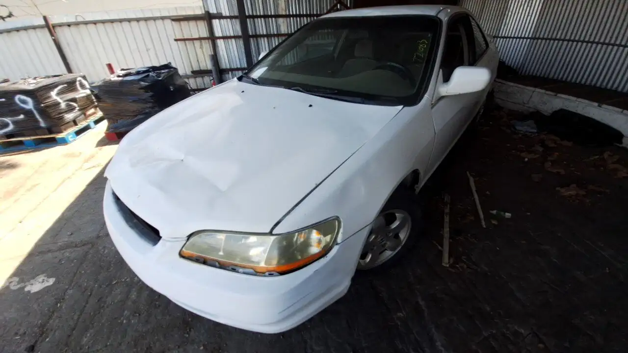 Photo of 2000 Honda Accord