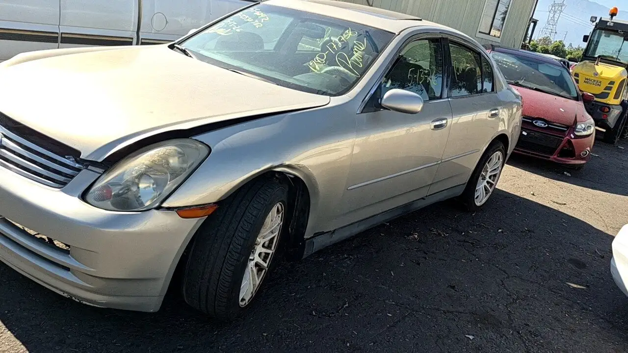 Photo of 2004 Infiniti G35