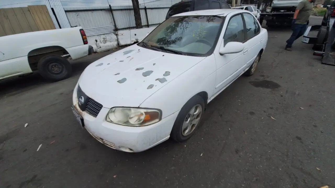 Photo of 2004 Nissan Sentra