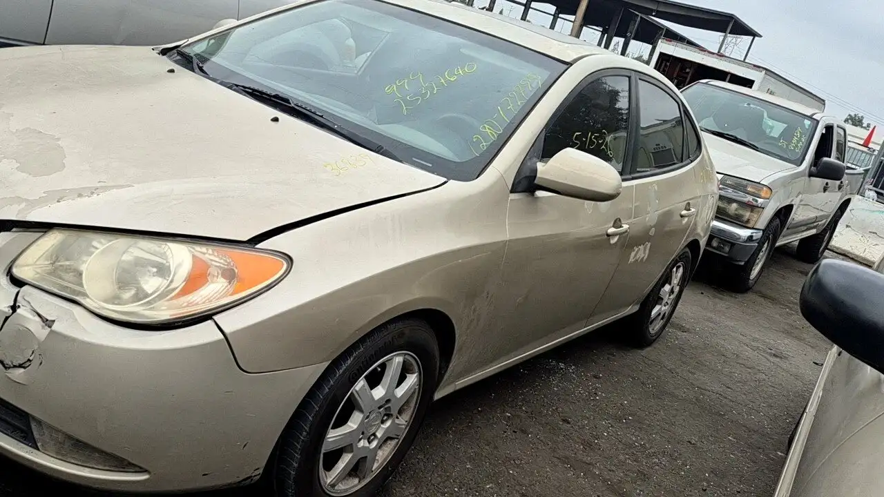 Photo of 2010 Hyundai Elantra