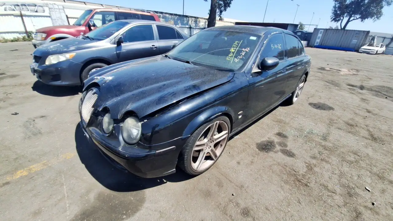 Photo of 2003 Jaguar S-Type