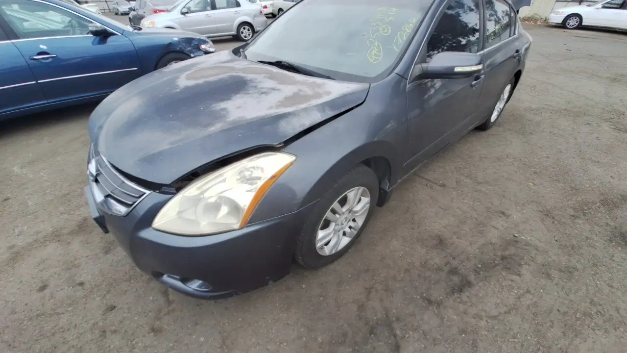 Photo of 2011 Nissan Altima