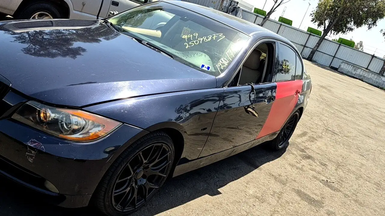 Photo of 2006 Bmw 325I