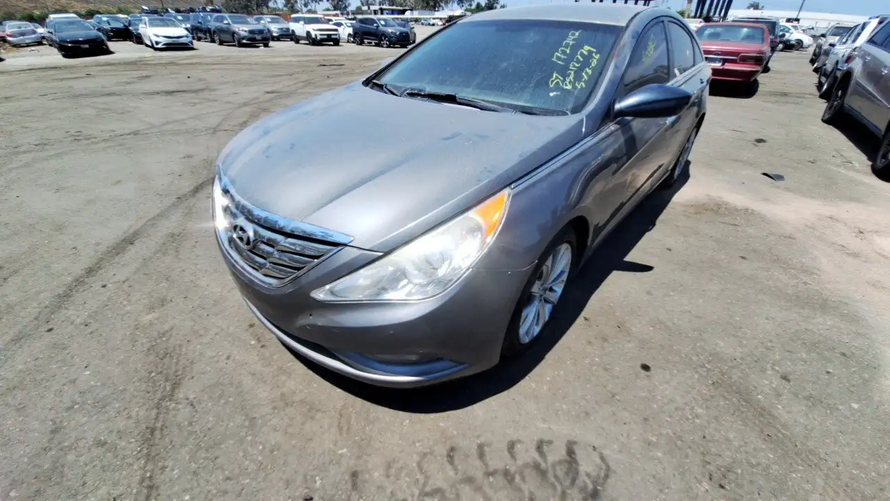 Photo of 2013 Hyundai Sonata