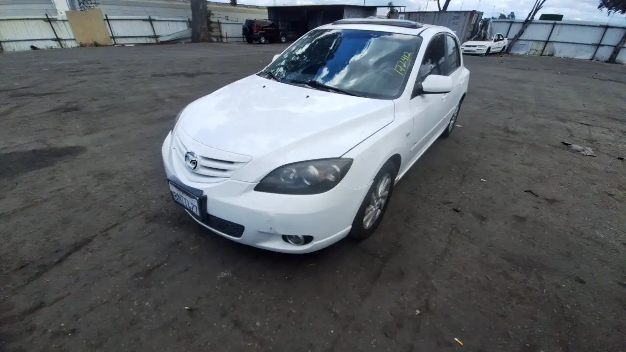 Photo of 2005 Mazda 3