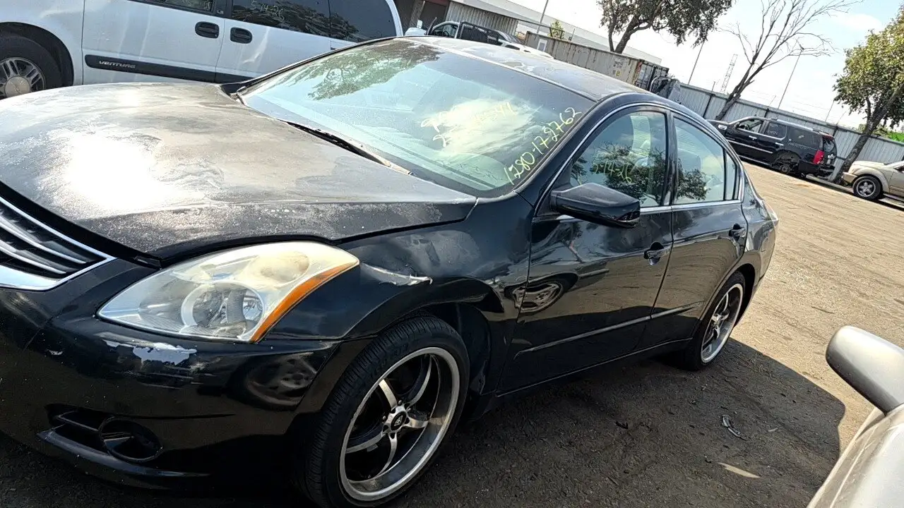 Photo of 2012 Nissan Altima