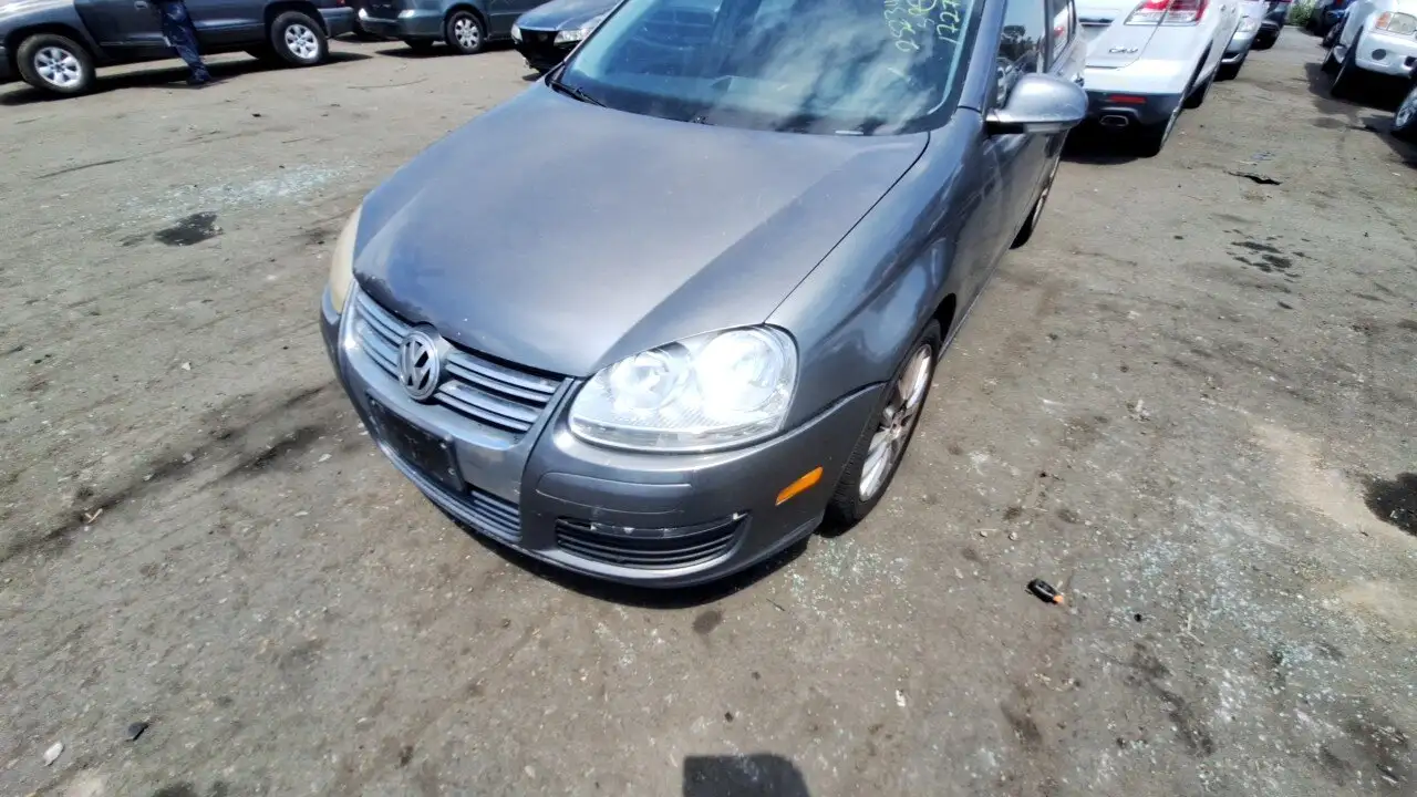 Photo of 2005 Volkswagen Jetta
